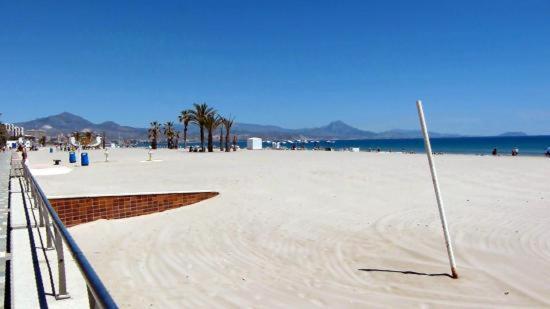 Apartamentos Lunamar El Campello Kültér fotó
